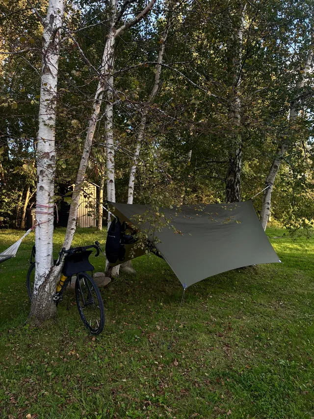 Hamaka připravená k noclehu